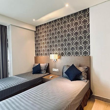 The H Tower Rasuna Suites Kuningan Jakarta By Villaloka 外观 照片