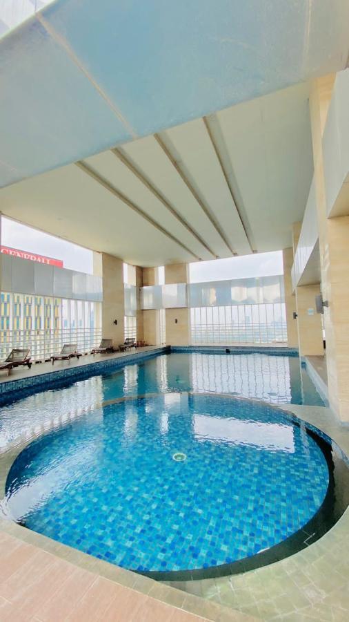 The H Tower Rasuna Suites Kuningan Jakarta By Villaloka 外观 照片