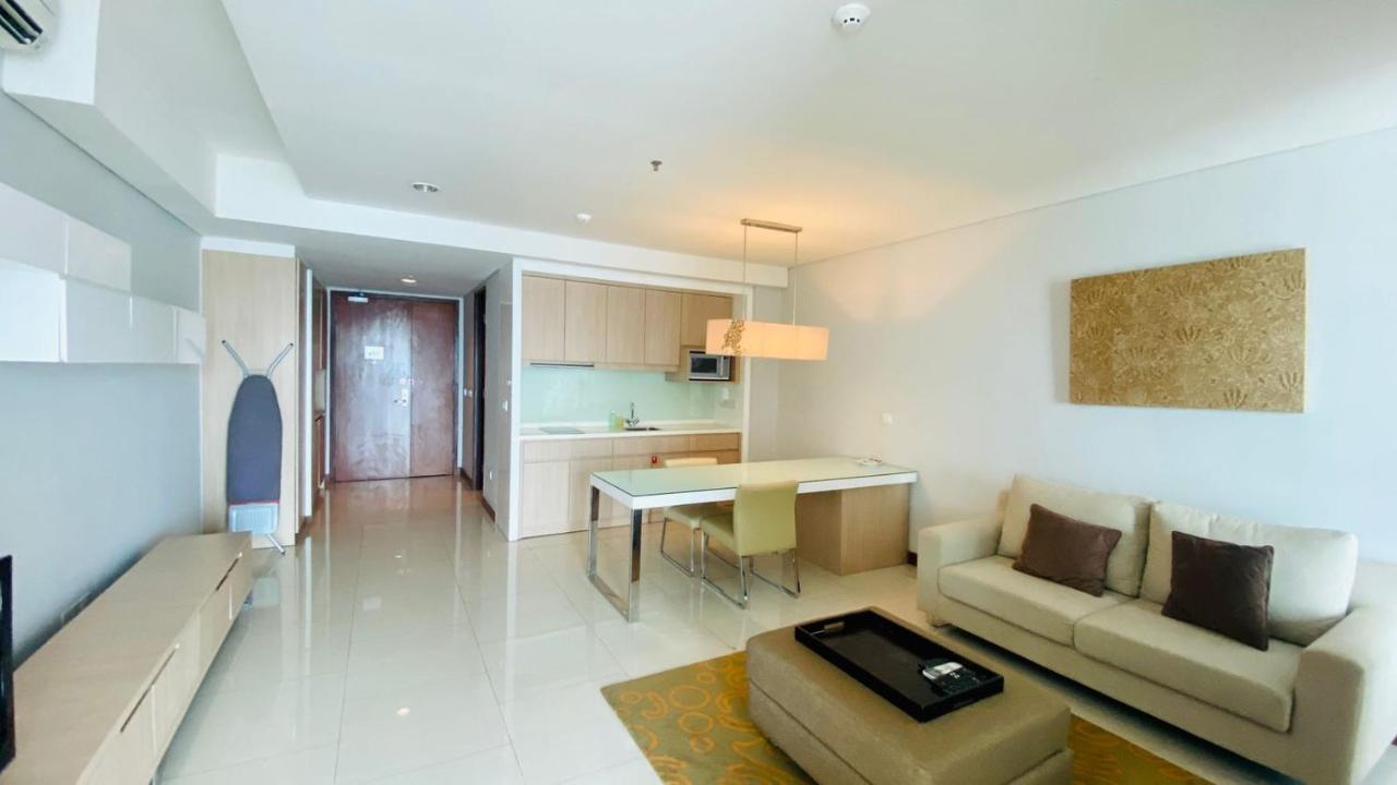 The H Tower Rasuna Suites Kuningan Jakarta By Villaloka 外观 照片