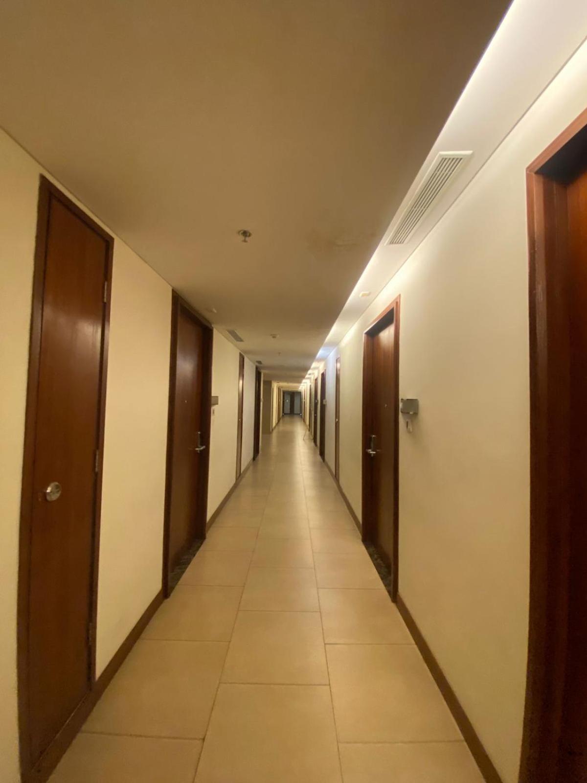 The H Tower Rasuna Suites Kuningan Jakarta By Villaloka 外观 照片