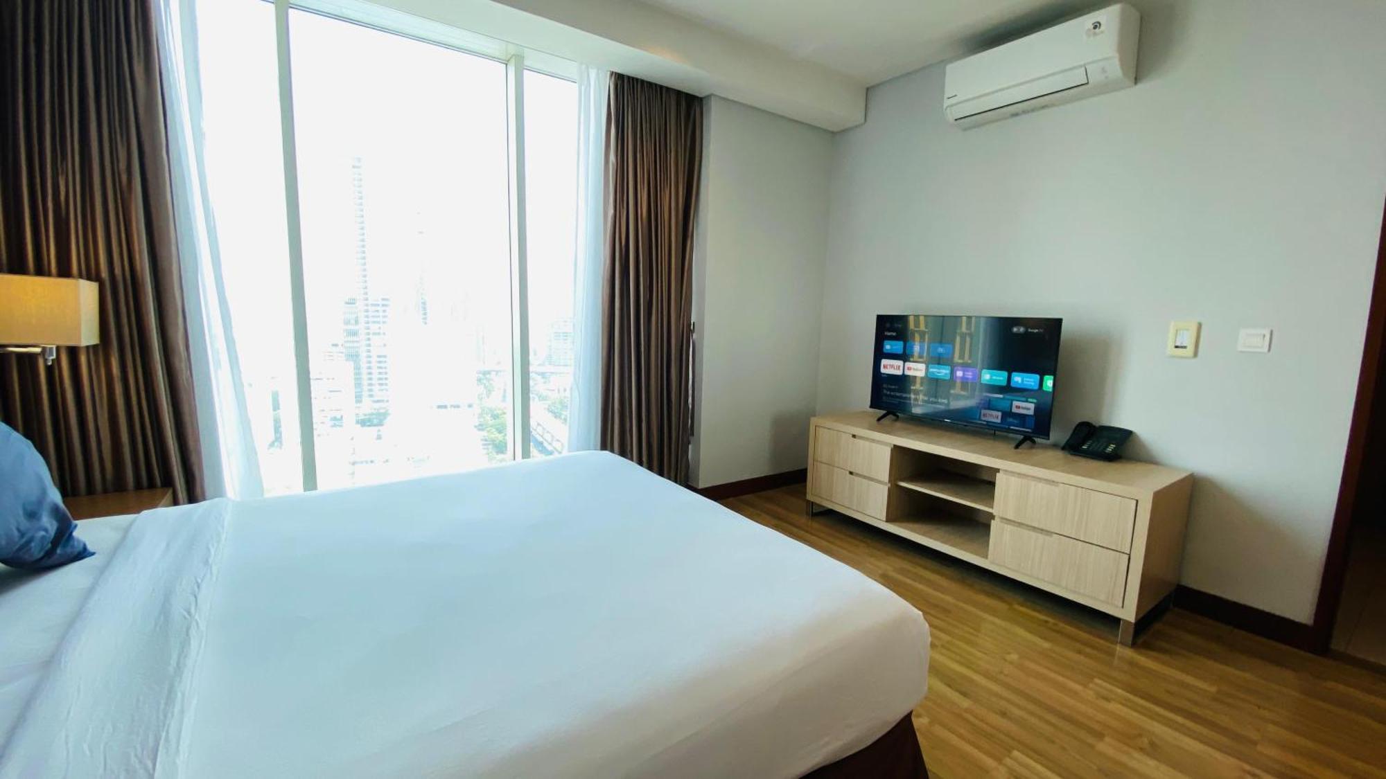 The H Tower Rasuna Suites Kuningan Jakarta By Villaloka 外观 照片