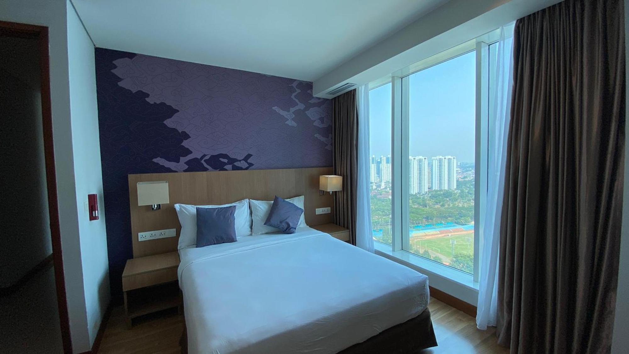 The H Tower Rasuna Suites Kuningan Jakarta By Villaloka 外观 照片