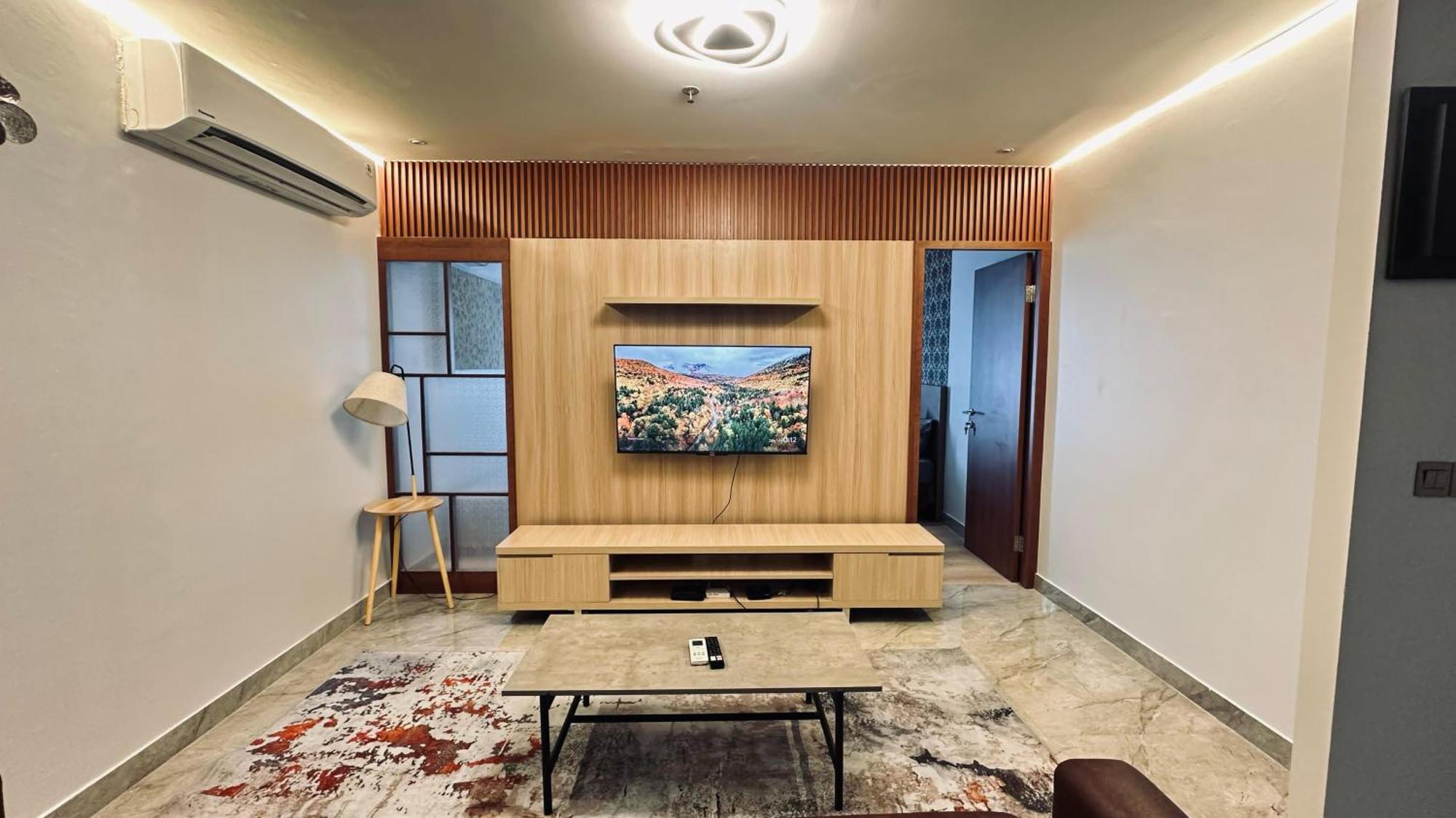 The H Tower Rasuna Suites Kuningan Jakarta By Villaloka 外观 照片
