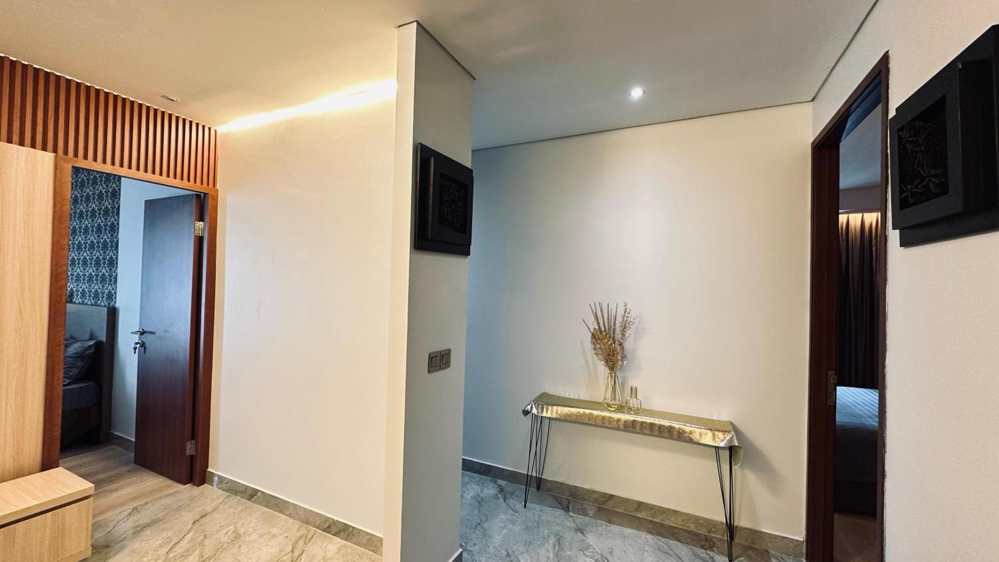 The H Tower Rasuna Suites Kuningan Jakarta By Villaloka 外观 照片